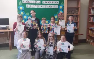 Herbatka z Janem i Julianem, czyli Szkolny Konkurs Recytatorski 10