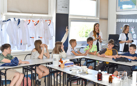 Galeria aktualności Żyję nie tylko dla siebie - wyjątkowy projekt edukacyjny w naszej szkole!   34